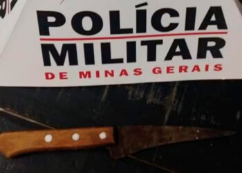 Homem é esfaqueado ao tentar defender a mãe em São Francisco-MG.