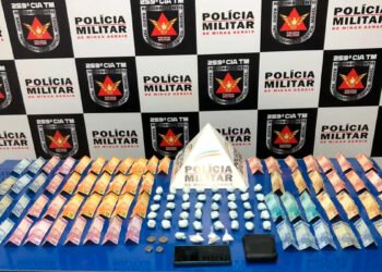 Homem é preso com cocaína em carro durante operação contra tráfico em Pirapora