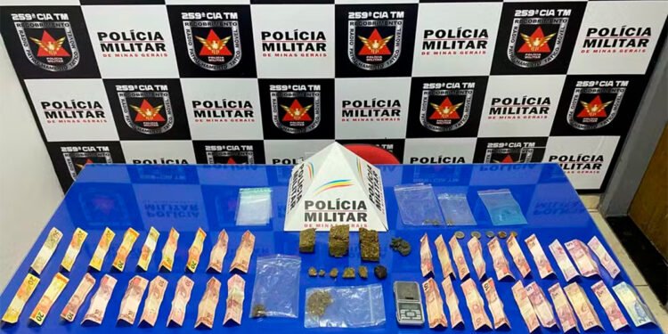 Homem é preso com drogas após denúncias de que ele estaria traficando em condomínio
