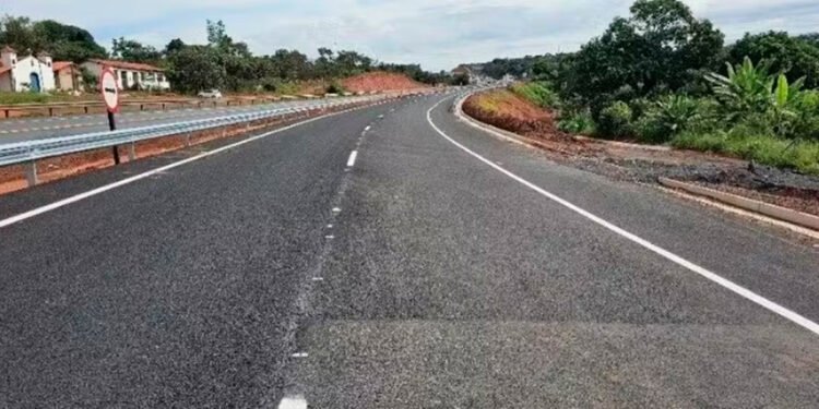 BR-135 tem 110 dos 133 quilômetros que deverão ser duplicados