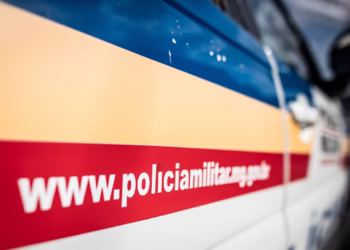 Adolescente é assediada por idoso em igreja após passar mal durante missa na Grande BH