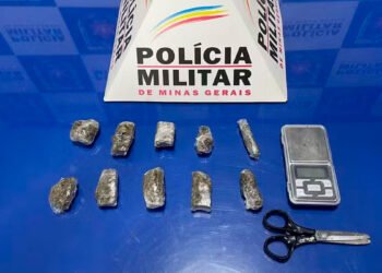 PM prende homem após informações de que ele fazia o delivery de drogas em Pirapora