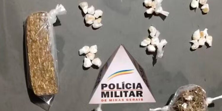Cumprindo prisão domiciliar, homem é preso ao ser flagrado com drogas em Montes Claros
