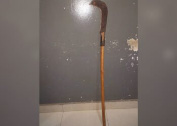 Homem é agredido por golpe de foice ao intervir em discussão entre sua esposa e seu cunhado