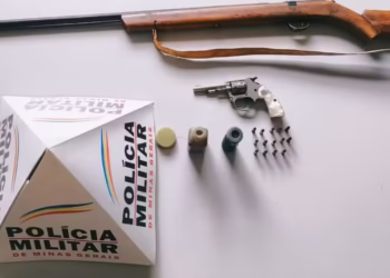 Idoso de 92 anos é preso com armas após PM ser acionada em ocorrência de ameaça na zona rural de São João do Paraíso