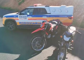 Motos furtadas em SP são apreendidas em ônibus que seguia para BA e passava pela BR-135