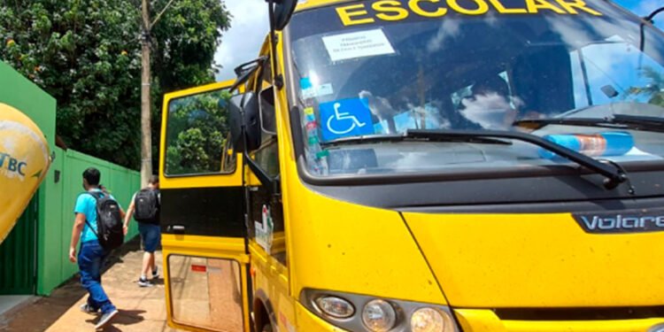 Programa Estadual de Transporte Escolar implementa sistema inovador para otimização de recursos