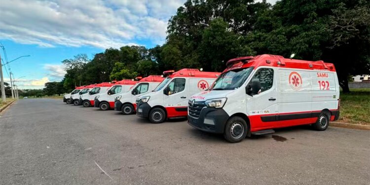 Samu recebe novas ambulâncias e equipamentos para serem usados no Norte de MG
