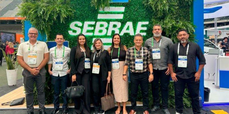 Gestores do Norte de Minas conhecem exemplos de cidades inteligentes durante missão técnica a Curitiba