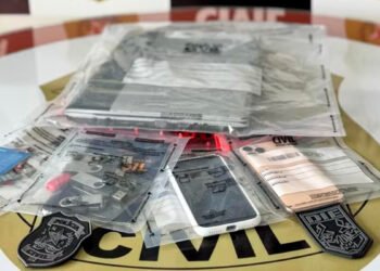 Grupo investigado por exigir dinheiro para não divulgar imagens e vídeos íntimos de mulher é alvo de operação em Montes Claros