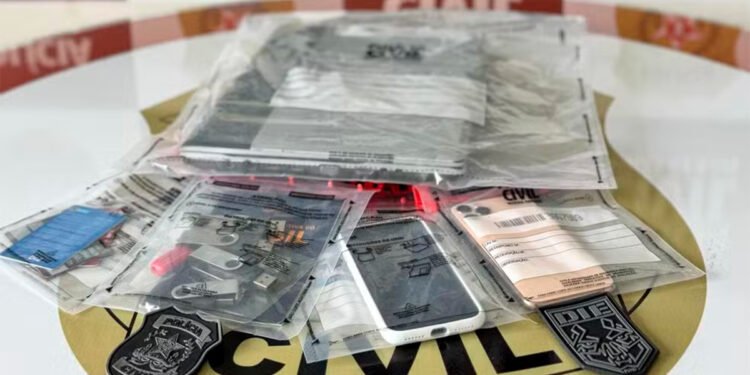 Grupo investigado por exigir dinheiro para não divulgar imagens e vídeos íntimos de mulher é alvo de operação em Montes Claros