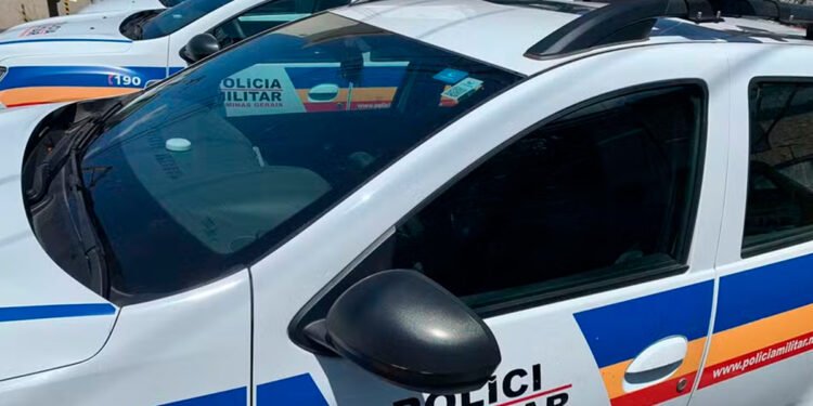 Homem é encontrado morto com faca cravada no peito após desentendimento por causa de um sofá, em Unaí