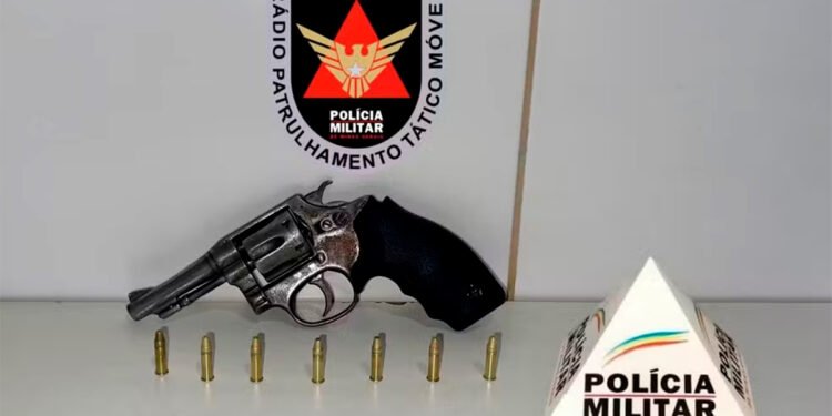 Menor de 16 anos suspeito de pelo menos 7 atos infracionais análogos aos crimes de tentativa de homicídio e homicídio é detido em Unaí