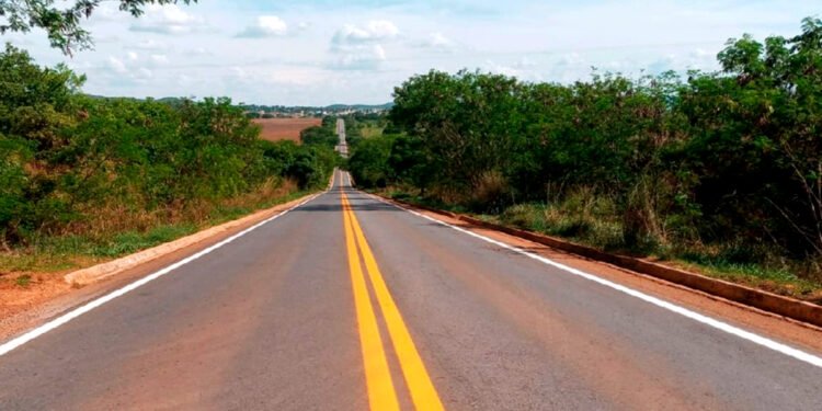 Transporte pirata expõe aos passageiros riscos graves entre Riachinho, Bonfinópolis de Minas, Urucuia e Brasília