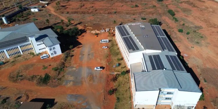 Processo com 136 vagas em 5 cursos gratuitos da UFVJM em Janaúba está com inscrições abertas até quinta (31)