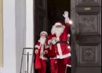 Natal Mágico em Pratápolis: Circo Lonart e Papai Noel Encantam o Público