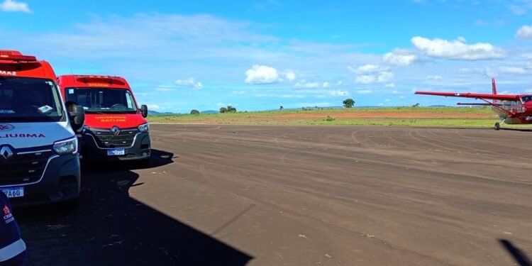 Vítima com 90% do corpo queimado é transportada de helicóptero após acidente com gás de cozinha em Jesuânia