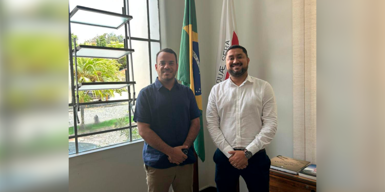 APACS articula apoio do Ministério da Agricultura para fortalecer cadeia produtiva e Festival Mundial da Cachaça em Salinas