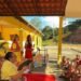 Personagens do Sítio do Pica-pau Amarelo encantam e divertem crianças em Oliveira Fortes