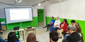 Cássia capacita entidades sobre inscrição no Conselho de Assistência Social